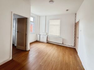 Dining Room- click for photo gallery